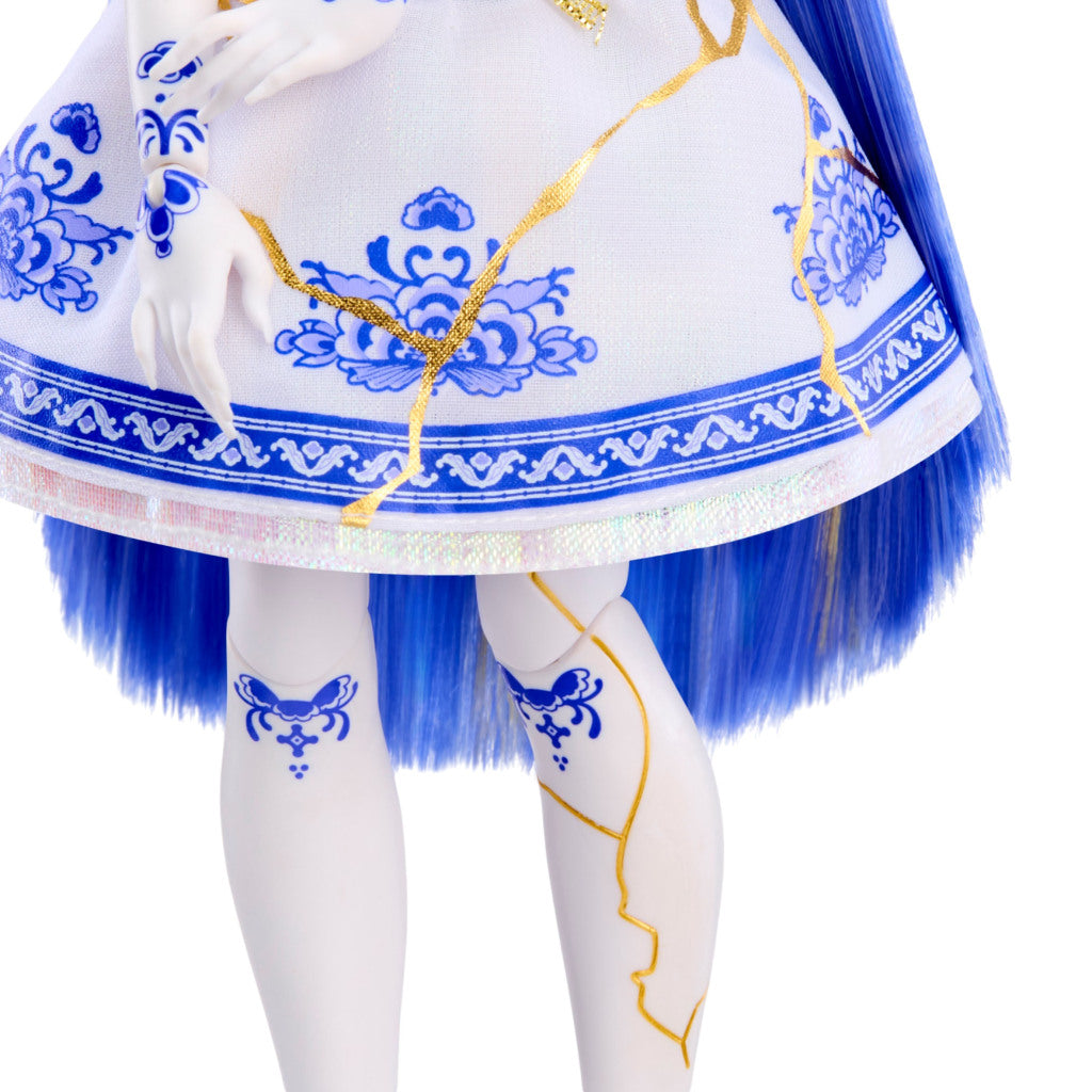 Mirrormi Fashion Doll Suki Goldpetal Fragile