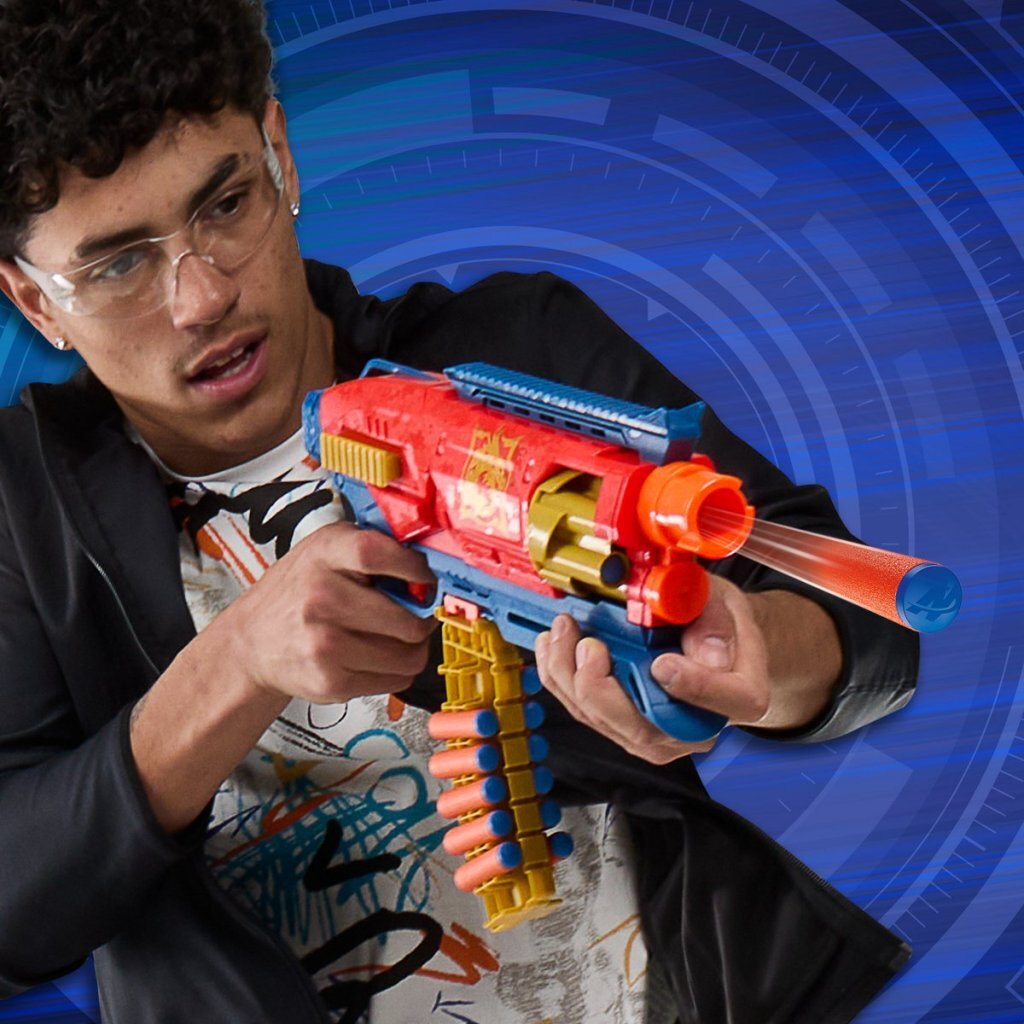 Nerf Load Out Shadowspeed Recon Blaster + 14 Darts