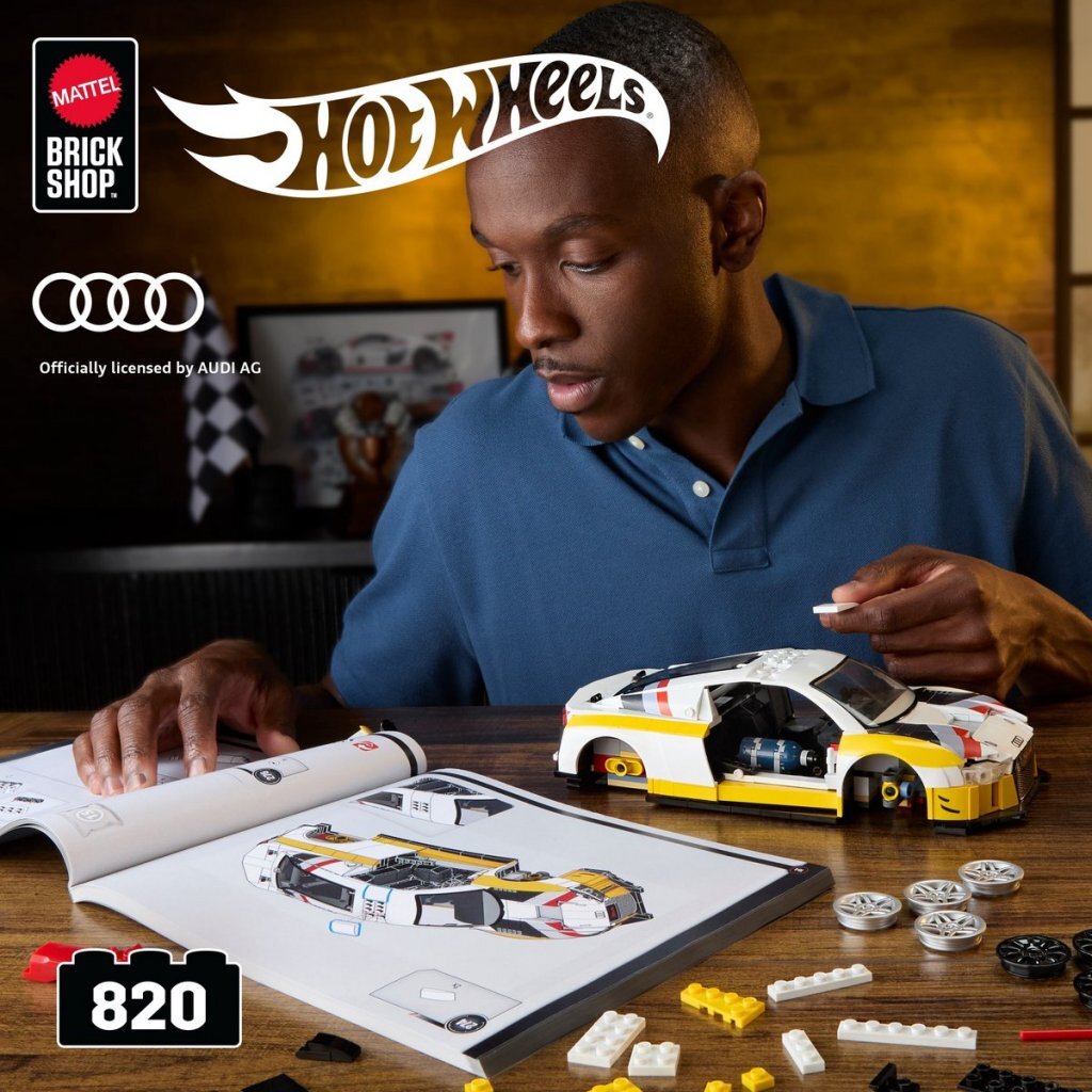 Mattel Hot Wheels Mega Elite Series Audi R8 Lms