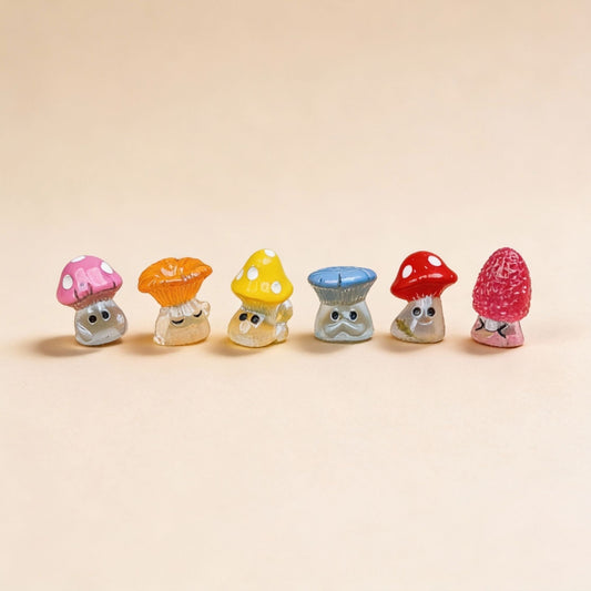 Night Mushrooms Set Of 6 - Miniature Figurines - 2 Cm Tall - Glow-In-The-Dark