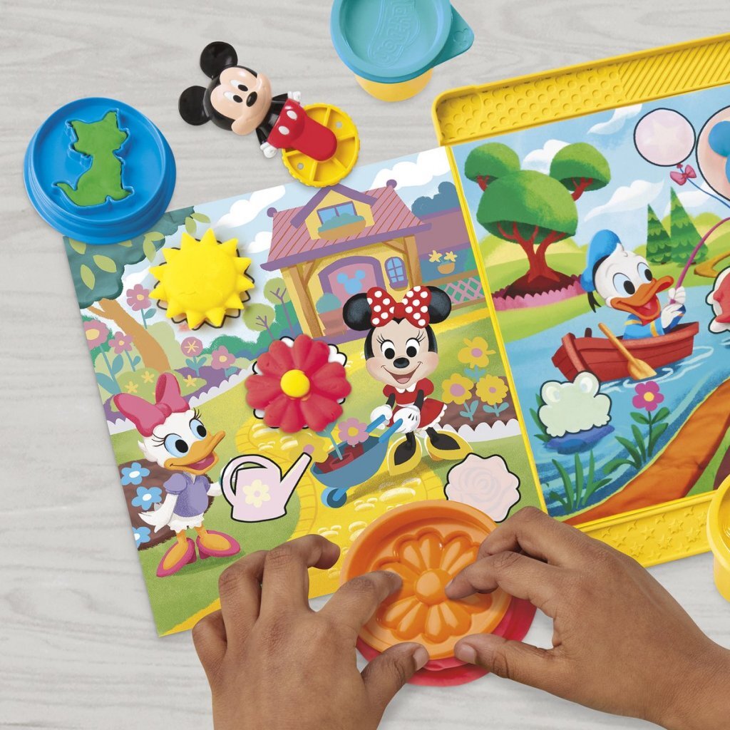 Play-Doh Disney Junior Shape A Story