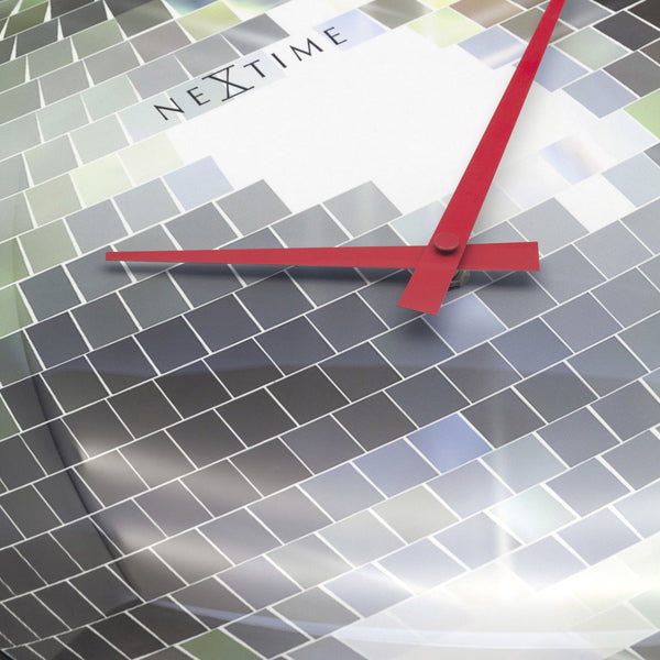 Nextime Ne-3293 Stille Wandklok - 35Cm - Discobal - Koepelvormig Glas - "Disco Ball"
