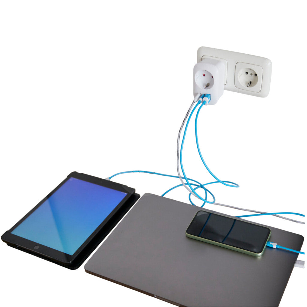 Fx Control Stekker + 2 Usb A Poorten + 1 Usb C Poort Wit