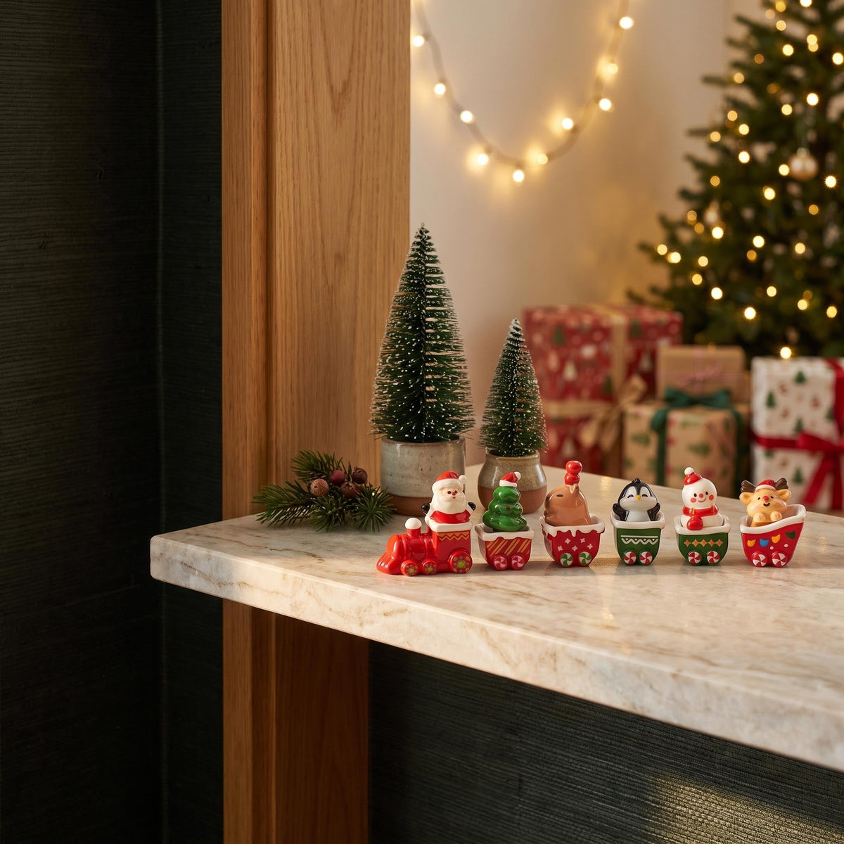 Mini Christmas Train Set - 12 Pcs - Miniature Figurines ↔ 1-3Cm