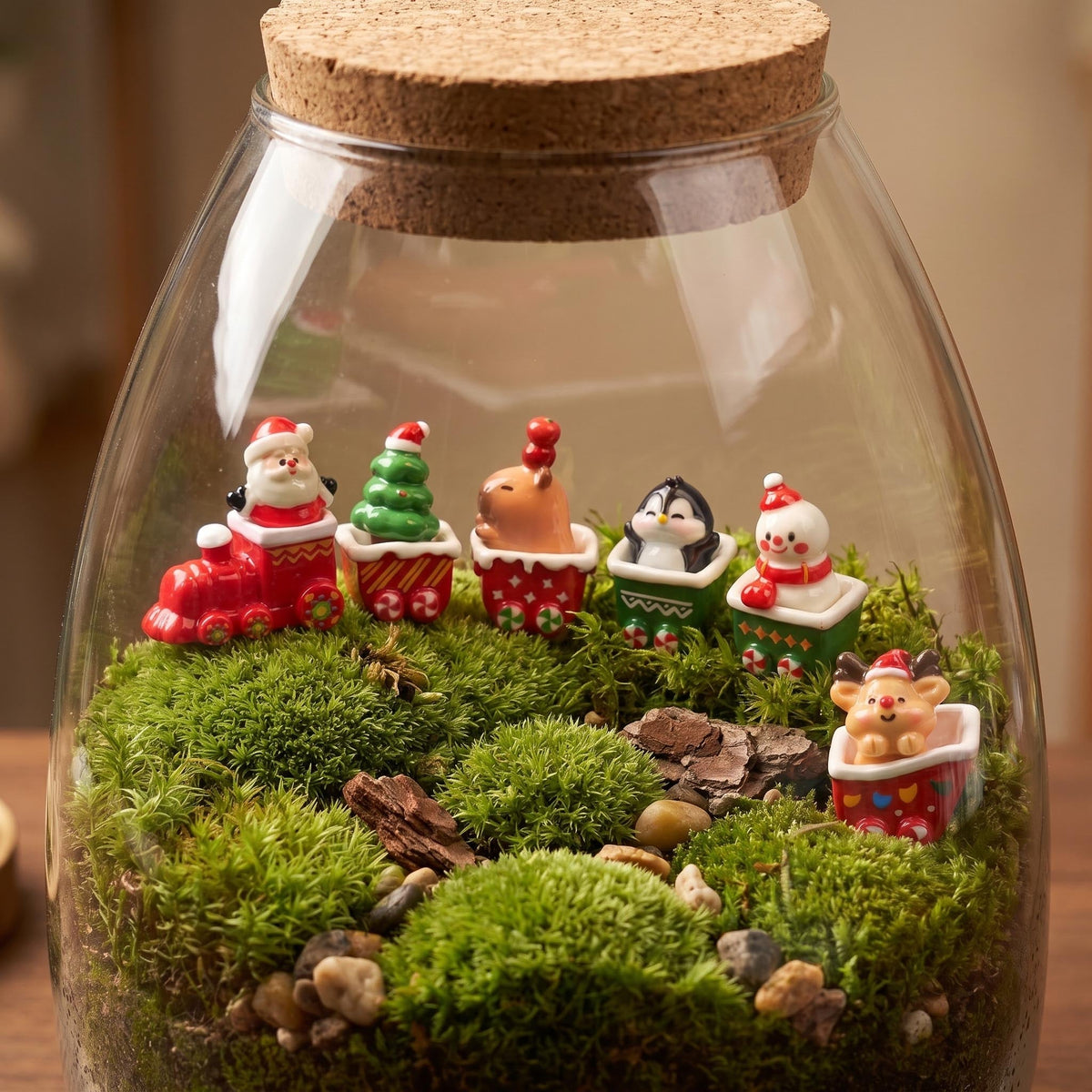 Mini Christmas Train Set - 12 Pcs - Miniature Figurines ↔ 1-3Cm