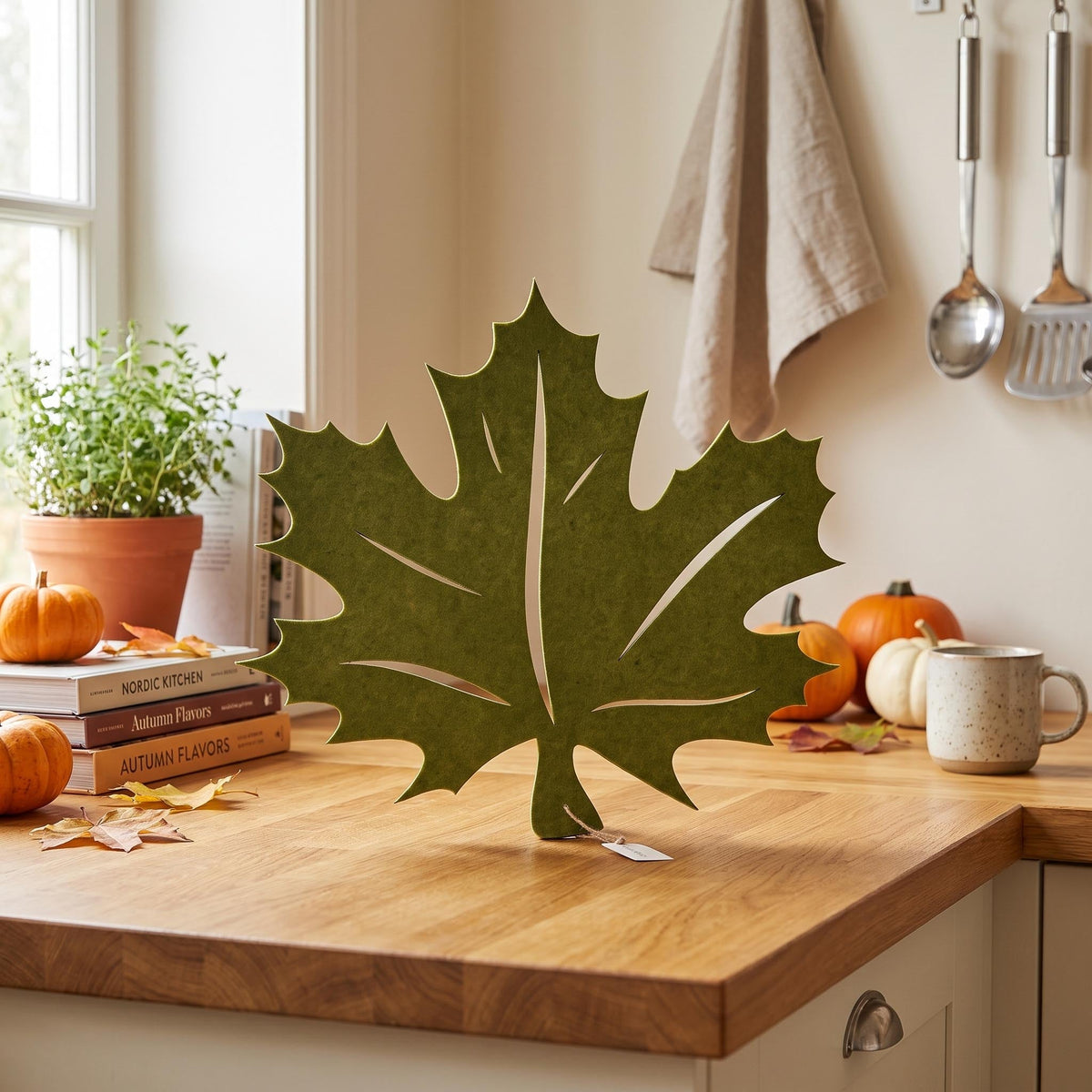 Autumn Leaf - Wall-Hanger - 47Cm - Green
