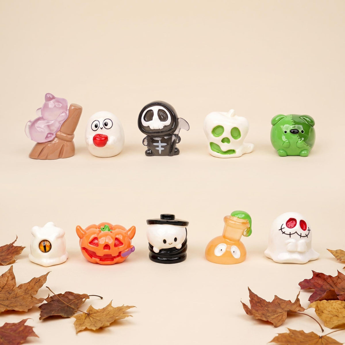 Halloween Spooky Crew - 10 Pcs - Miniature Figurines - 1-3 Cm - Halloween Terrarium Decoration