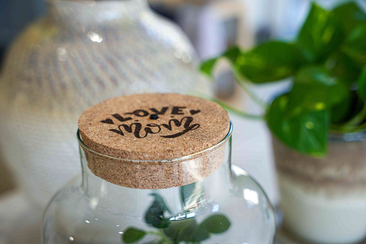 'Love Mom' Terrarium Sam + Engraved Cork With Light - Bottle Garden Diy Kit - Ø 24.5 Cm ↑ 30 Cm - Mother’s Day
