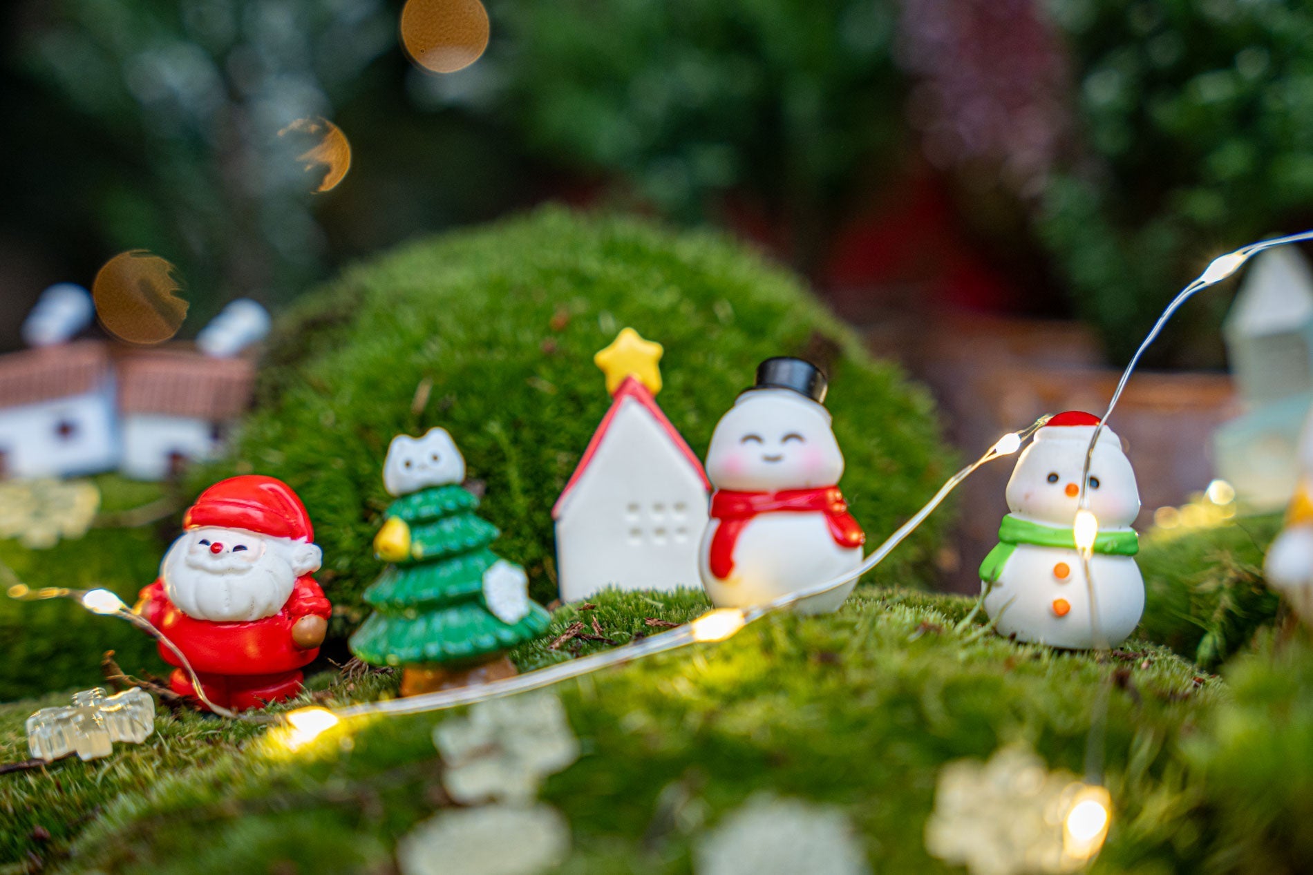 The Jolly Set - Decorative Miniature Christmas Figures - 9Pcs - ↑ 1-3 Cm